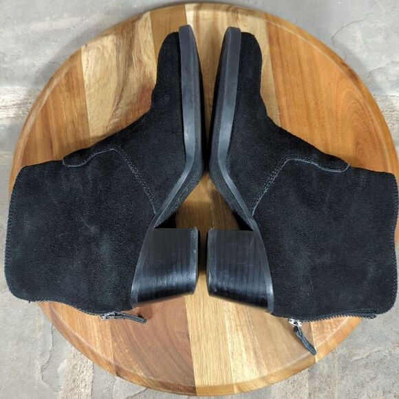 nine West black suede zipped heeled bootie Woman's Size 6.5 Round Toe - Picture 7 of 12